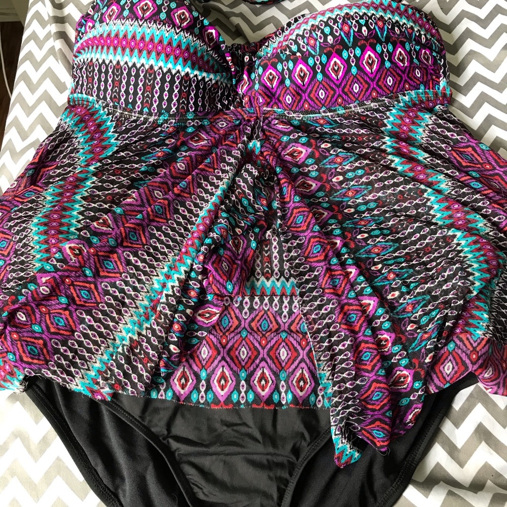 Bikini/Tankini Merona Top & Liz Claiborne Bottoms